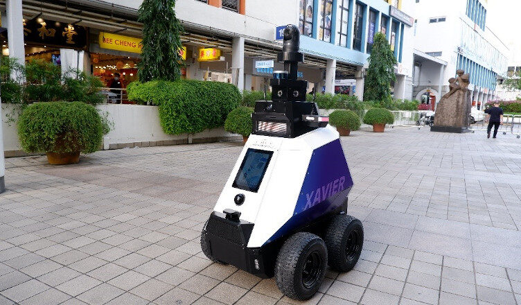 robot policyjny